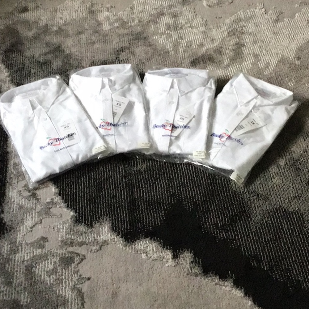 4 NWT Ladies Long Sleeve White Becky Thatcher Shirts.